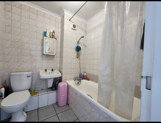 2 BEDROOM PROPERTY TO RENT IN NORTH BEACH